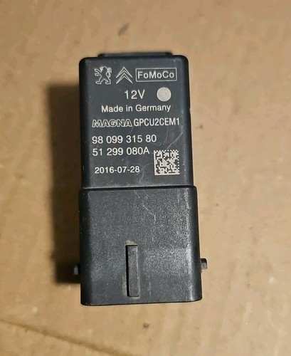 Genine volvo v40 - v40, plug