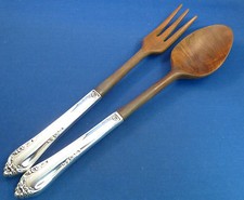 DANCING FLOWERS-REED & BARTON