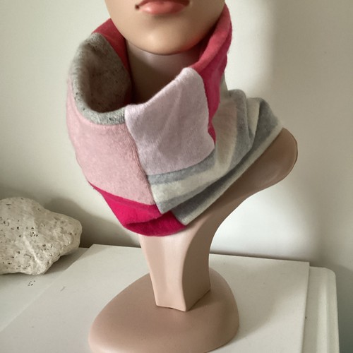 100 cashmere redbone snood - 100%,