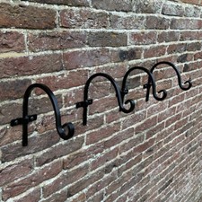 Hanging basket brackets - x,
