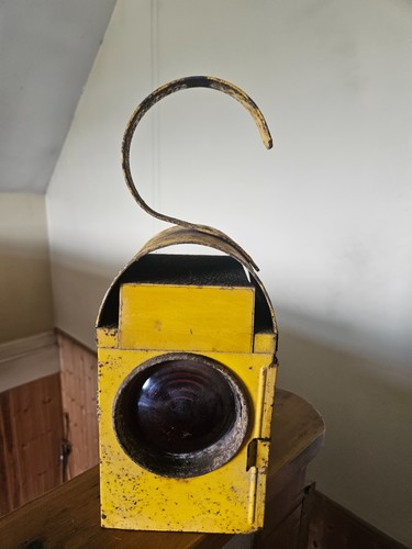 Chalwyn vintage yellow - chalwyn,