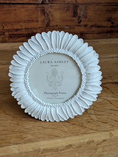 Laura ashley small - laura, white