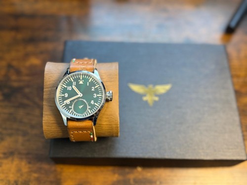 Qaiser pathfinder green watch - green,