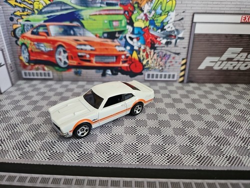 Hot wheels ford maverick - hot,