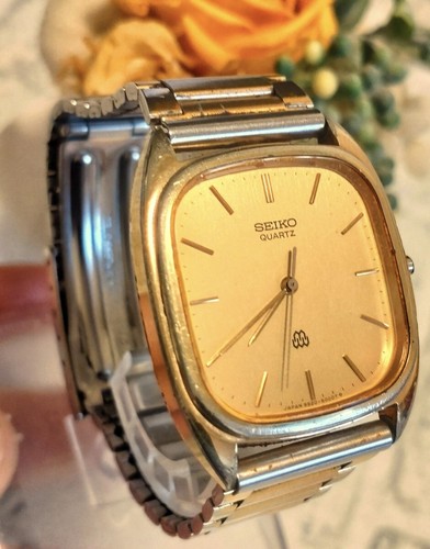 Operational seiko quartz - operational,