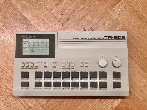 Roland 505 drum - machine, +