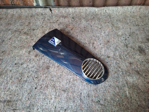 Vespa front cover - lx,
