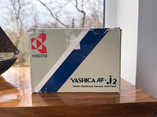 Yashica 35mm film camera - af,