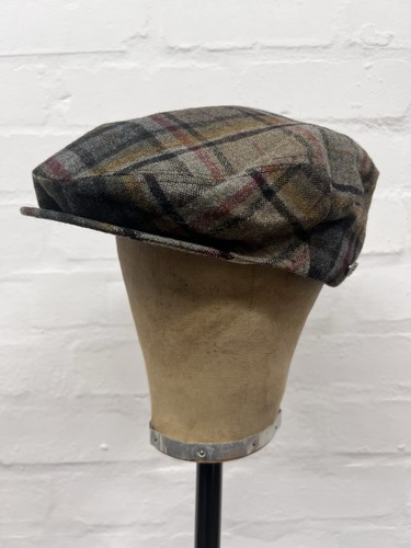 Bailey hollywood newsboy - bailey, of