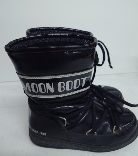 Black moon boots the - moon,