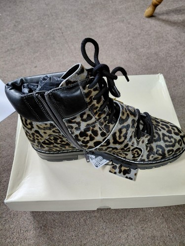 Next signature leopard print - signature,
