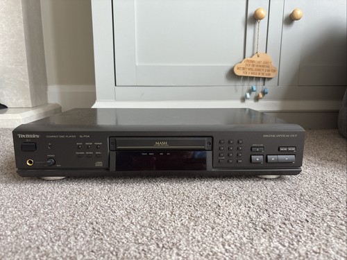 Technics compact disc player - disc,