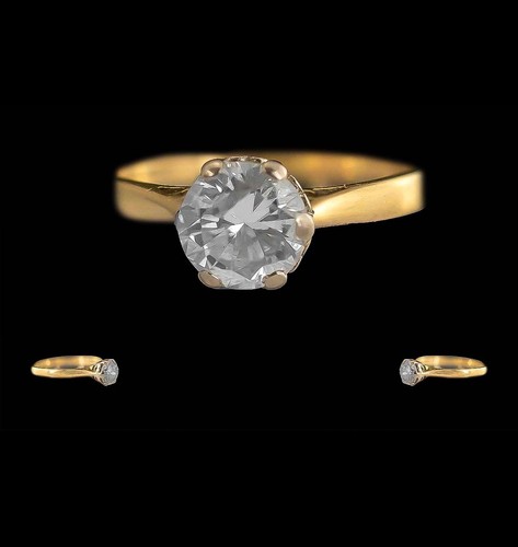 Ladies stunning 18ct - stunning,
