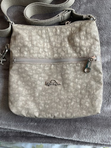 Kipling small dark - small, beige