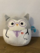 Squishmallow Dr Hoot the Grey