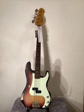 Guitar Bass  Vintage   Relic