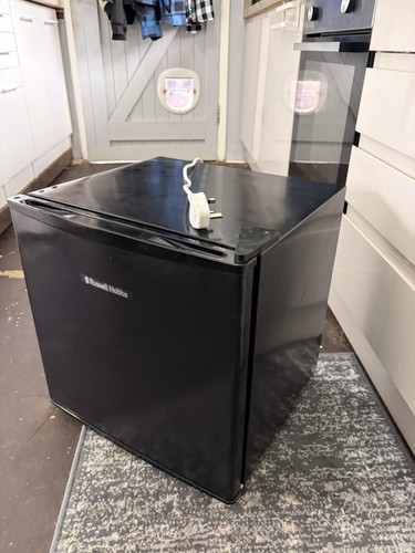 Russell hobbs table top fridge - table,