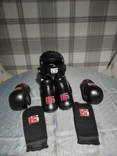 KickSport Sparring Kit with net bag - Black S/M - Really Good but used condition