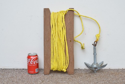 Used four prong grapnel - four,