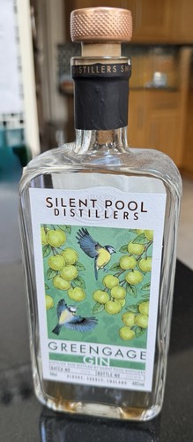 Empty silent pool greengage - pool,