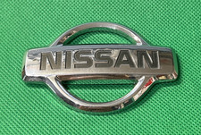 NISSAN - VINTAGE  CAR BADGE /