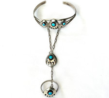 VINTAGE NAVAJO SLAVE BRACELET