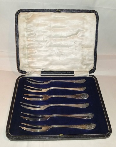 Cased set antique james - set, of