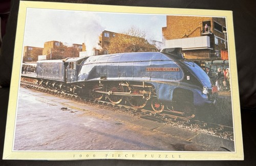 Sir nigel gresley corner piece - corner,
