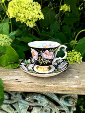 Vintage Royal Albert 1975