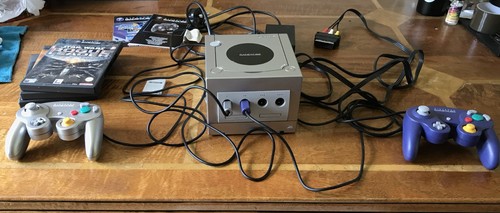 Nintendo gamecube console - nintendo,