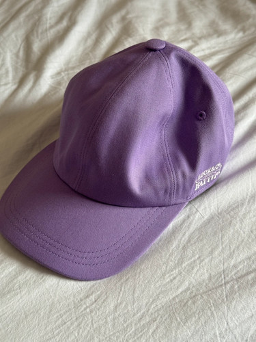 Lock hatters lilac - &,
