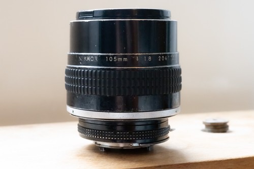 Nikon nikkor 105mm ai s - 105mm, ai-s