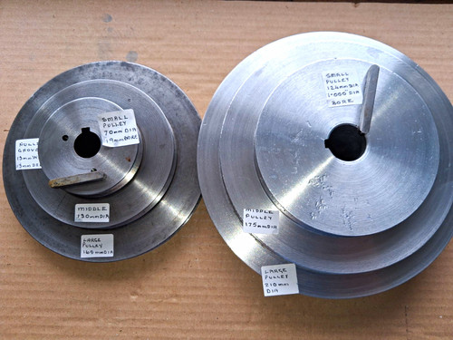 Stepped groove belt - stepped, v-belt