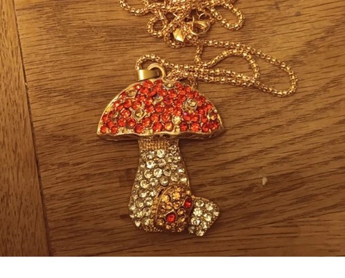 Toad stool necklaces betsey - toad,