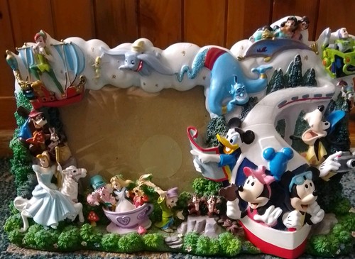 Walt disney world splash - world, 3d