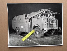 OLD PHOTO TRANSPORT RAF FIRE ENGINE CRASH ACCIDENT MILITARY VEHICLE BX 15