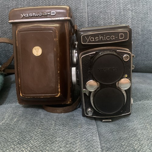 Yashica tlr medium format - medium,