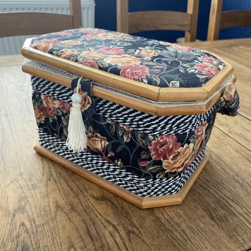 Vintage sewing box wood - box,