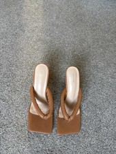 Pretty Little Thing Tan