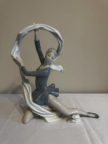 Nao lladró dancer with - nao,