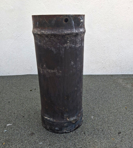 Black metal single wall - single, stove
