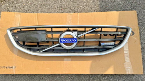 Volvo v40 design front - volvo,