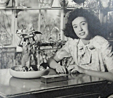Vintage Hawaiian Hula Girl