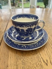 Alfred Meakin Cup Saucer Side Plate Trio. Old Willow Pattern 