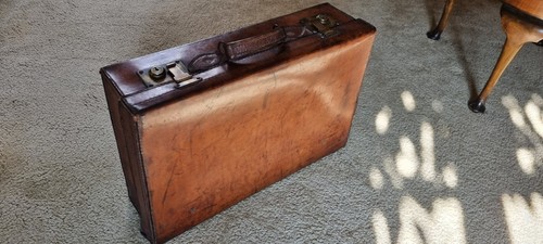 Lovely vintage brown leather - brown,