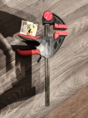 F-Clamp head for clamping