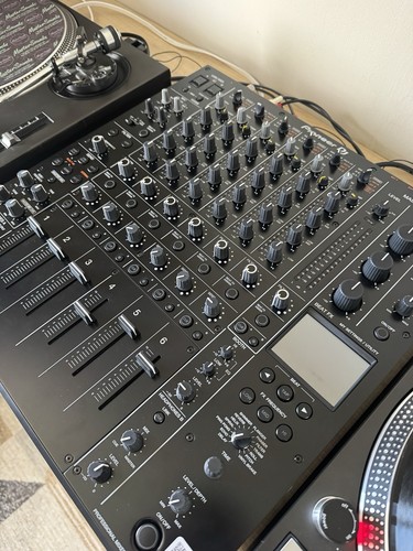 Pioneer djm v10 - v10, 6-channel