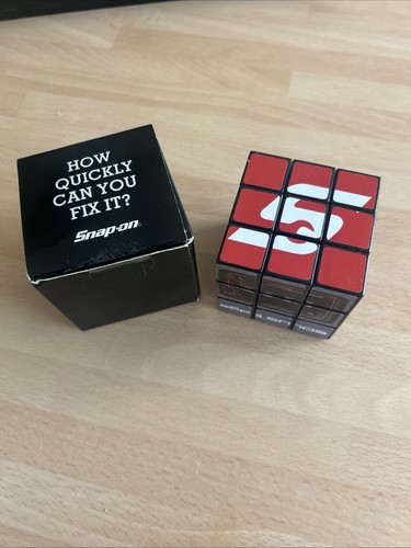 Snap rubiks cube rare red - on,