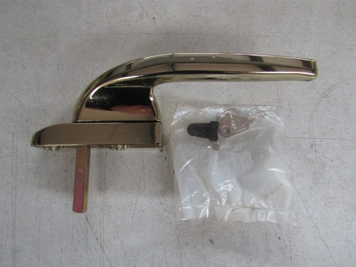 Window fastener locking - fastener, handle