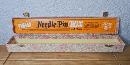 Needle pin box with - pin, clasps